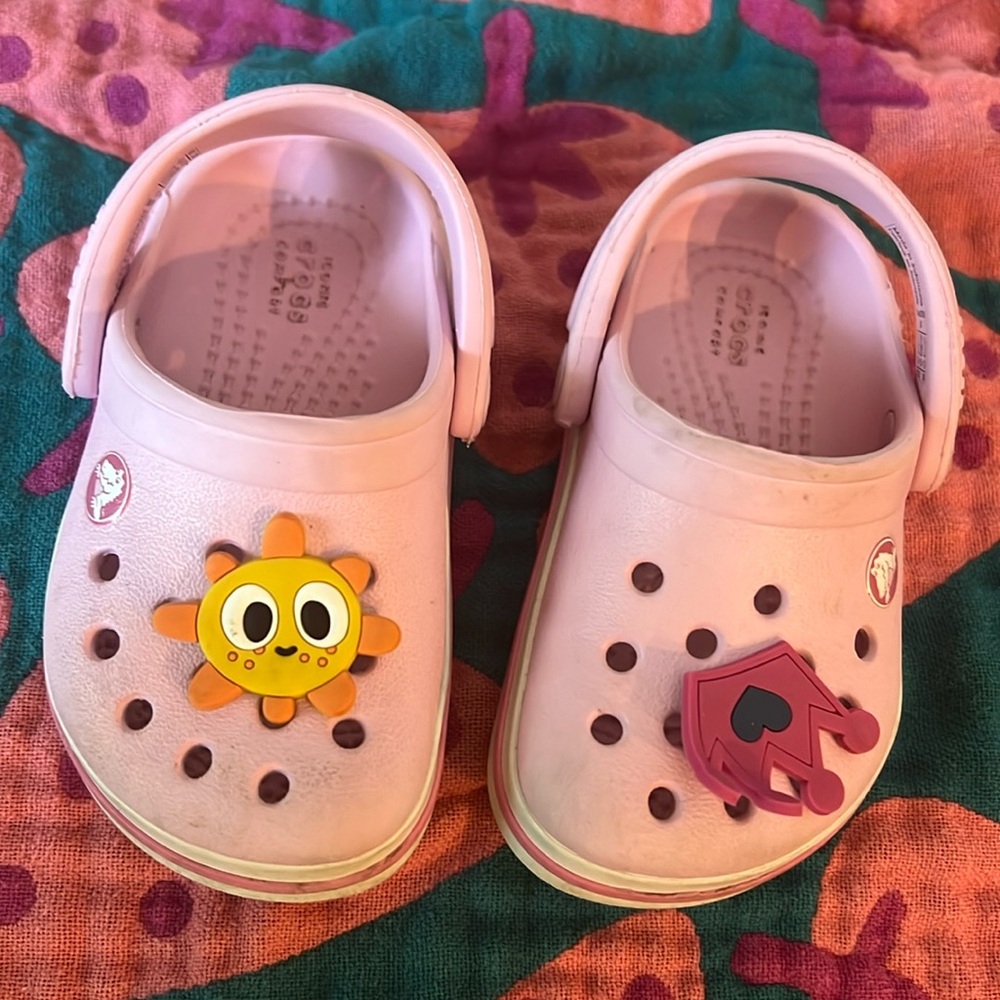 Crocs toddler baby pink size 5